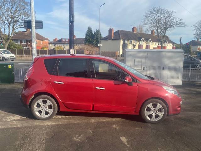 2011 Renault Scenic 1.5 dCi 110 Dynamique TomTom 5dr